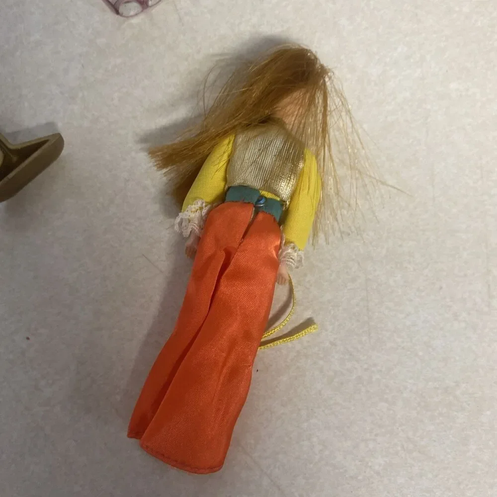 Vintage 1970s Topper Toys 6